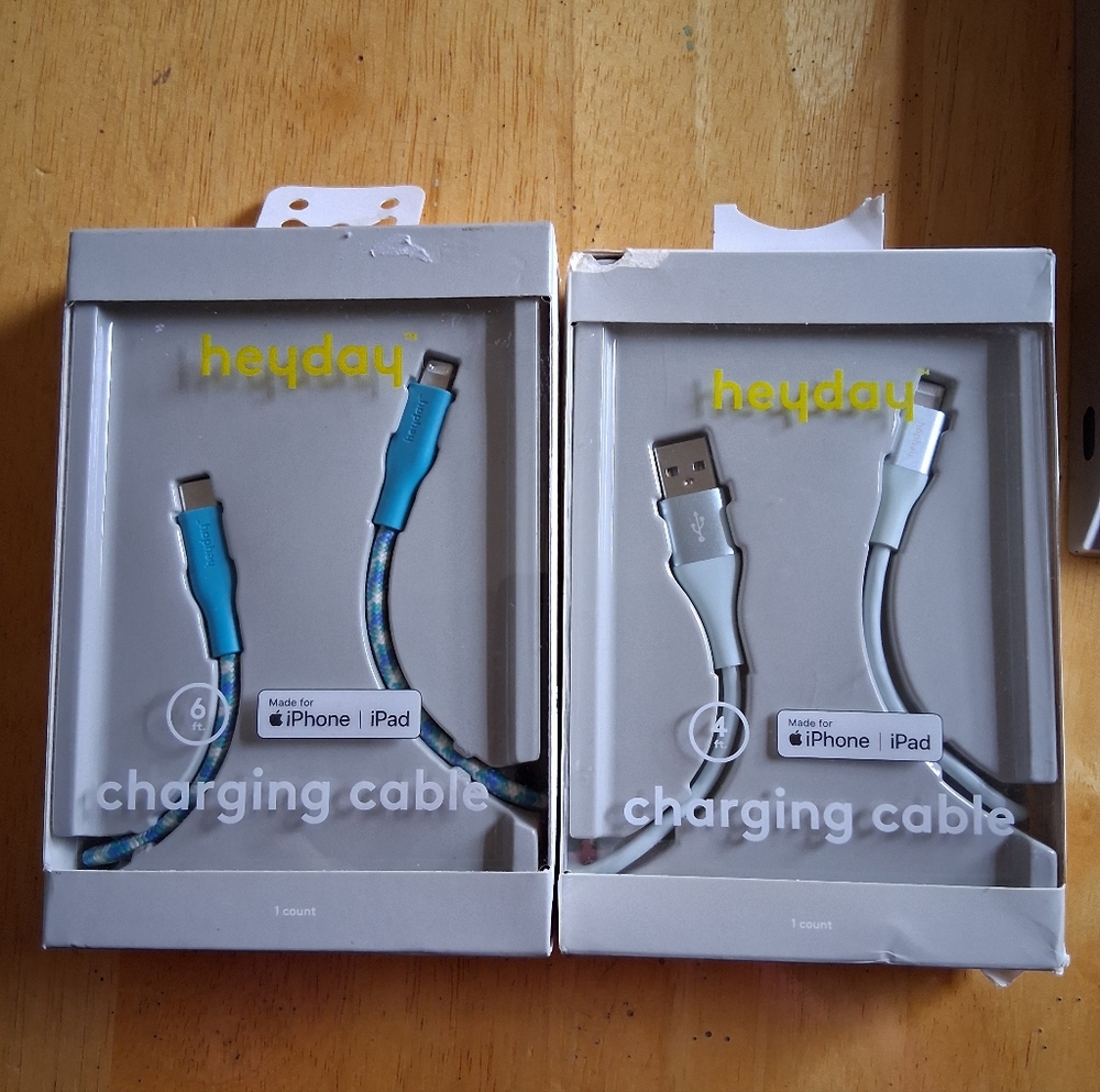 Heyday Blue Charging Cables for IPad And Iphone